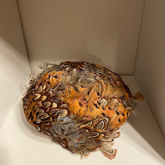 Vintage Other - Vintage hat brown gray black bird feathers